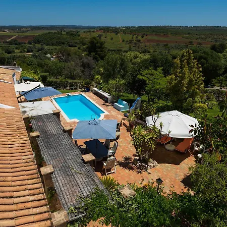 At Portimao With Fenced Garden