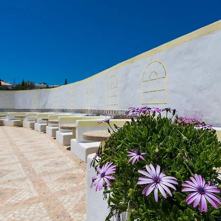 ホテル At Portimao With Fenced Garden 4*