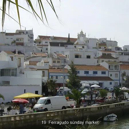 At Portimao With Fenced Garden Odiaxere